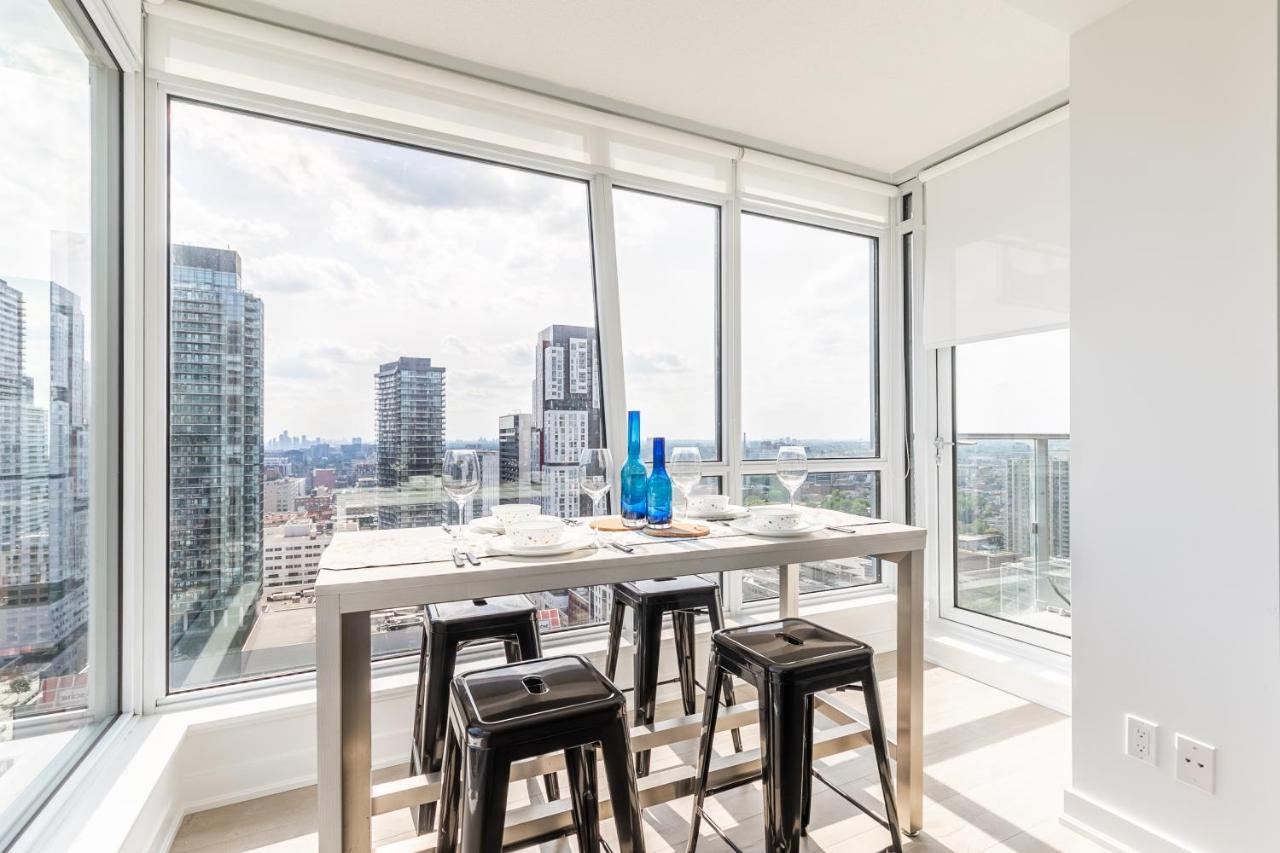 Luxury 2 Bedroom In The Heart Of Entertainment District - City Skyline View & Balcony Toronto Exterior foto